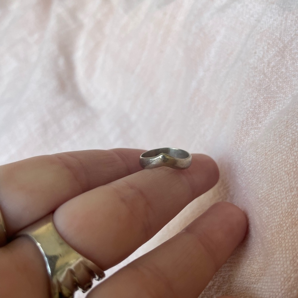 Jen’s Pirate Booty Midi Pinky Ring - Picture 4 of 6